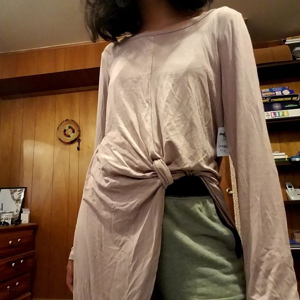 Long high low tie top